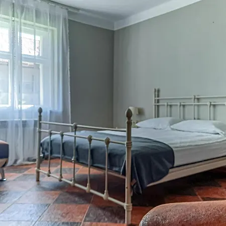 Stunning In Darlowko With Kitchen Holiday home