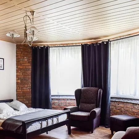 Stunning In Darlowko With Kitchen Holiday home *